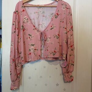 NWT Macy’s Full Circle Trends With Love Size 1X Floral Cropped Sweater Shirt